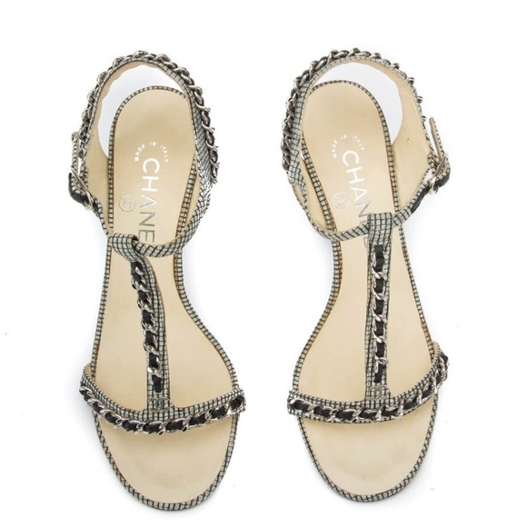 Chanel logo chain link block heel T strap sandals - Picture 2 of 13